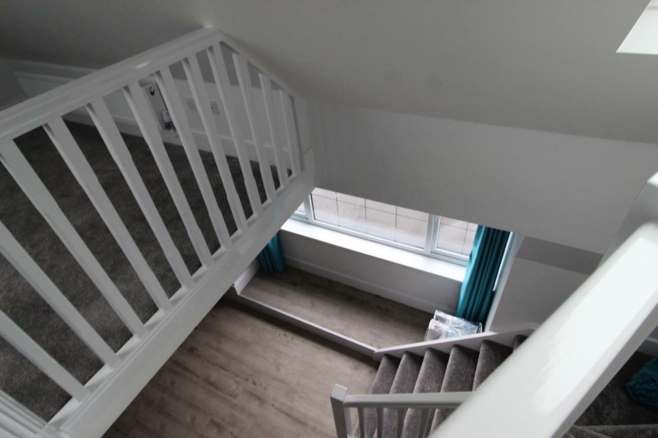 2 Serviced Apartments In Childwall-South Liverpool - Each Apartment Sleeps 6 Екстериор снимка