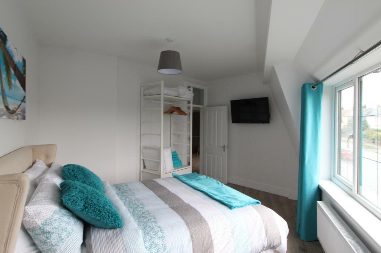 2 Serviced Apartments In Childwall-South Liverpool - Each Apartment Sleeps 6 Екстериор снимка