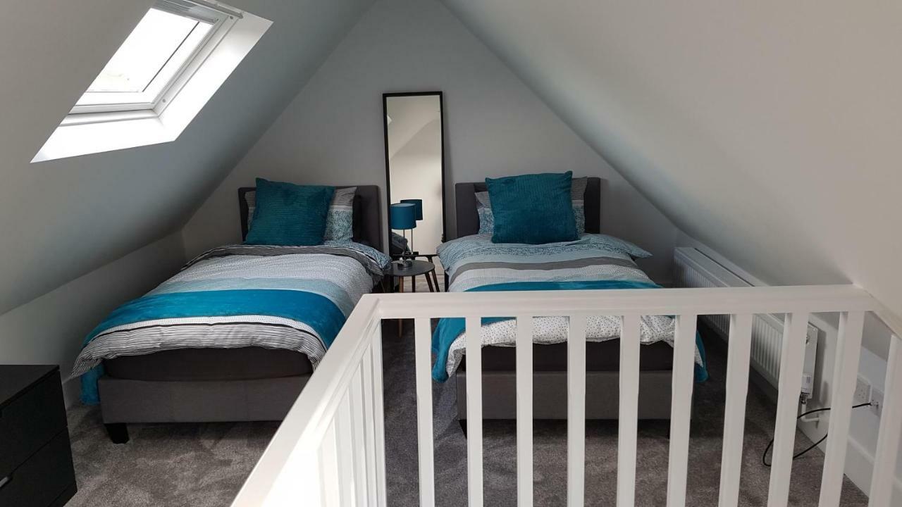 2 Serviced Apartments In Childwall-South Liverpool - Each Apartment Sleeps 6 Екстериор снимка